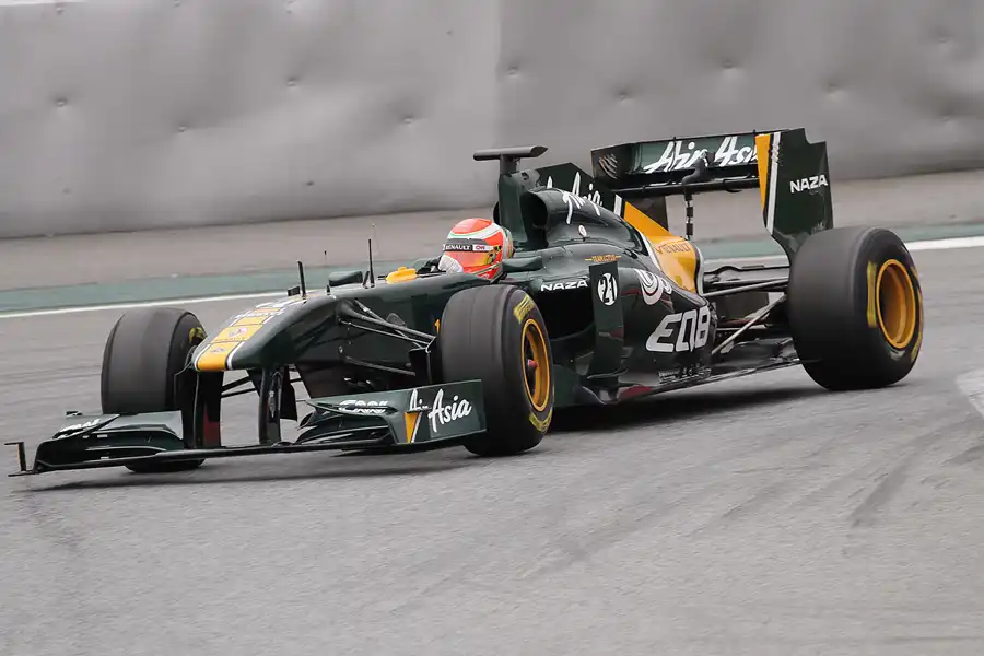 088 | 2011 | Barcelona | Lotus-Renault T128 | Jarno Trulli | © carsten riede fotografie