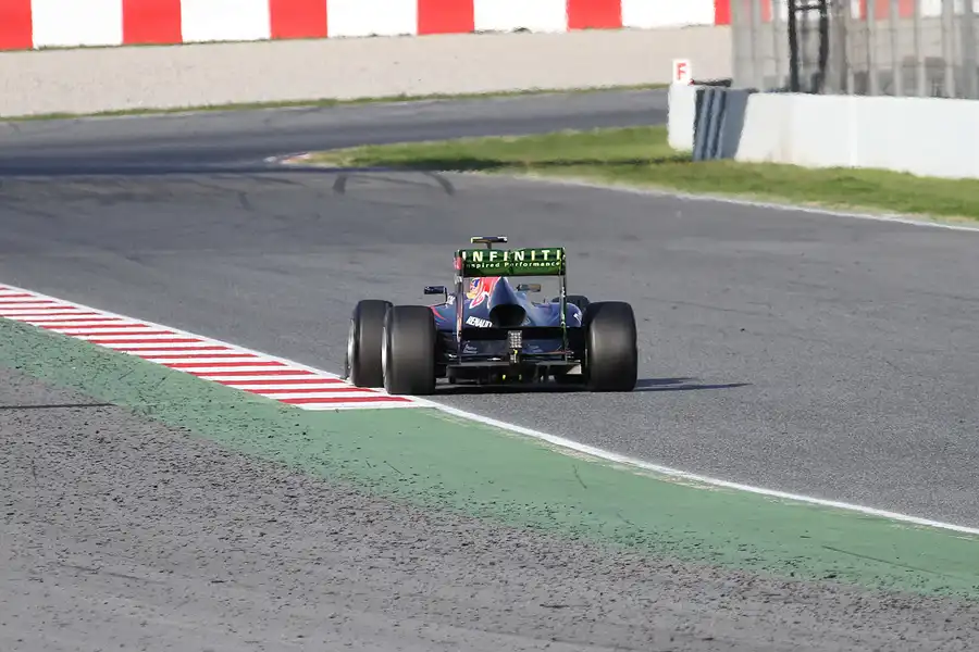 198 | 2011 | Barcelona | Red Bull-Renault RB7 | Mark Webber | © carsten riede fotografie