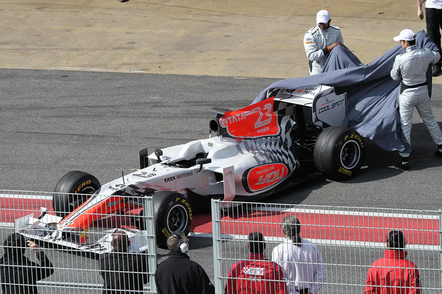 056 | 2011 | Barcelona | HRT-Cosworth F111 | Narain Karthikeyan + Vitantonio Liuzzi | © carsten riede fotografie
