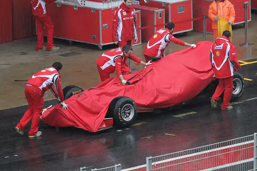 135 | 2011 | Barcelona | Ferrari 150° Italia – 15:56 | © carsten riede fotografie