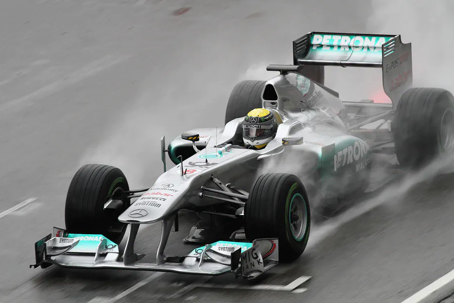 119 | 2011 | Barcelona | Mercedes Benz W02 | Nico Rosberg – 15:34 | © carsten riede fotografie