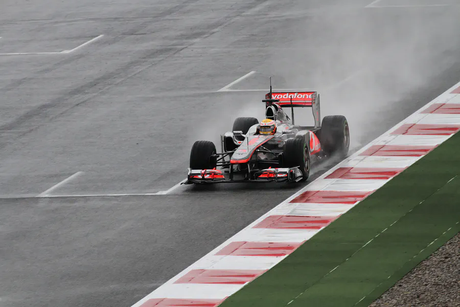 156 | 2011 | Barcelona | McLaren-Mercedes Benz MP4-26 | Lewis Hamilton – 16:47 | © carsten riede fotografie