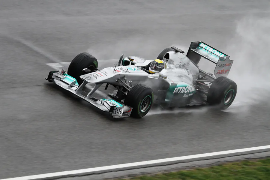 163 | 2011 | Barcelona | Mercedes Benz W02 | Nico Rosberg – 16:52 | © carsten riede fotografie