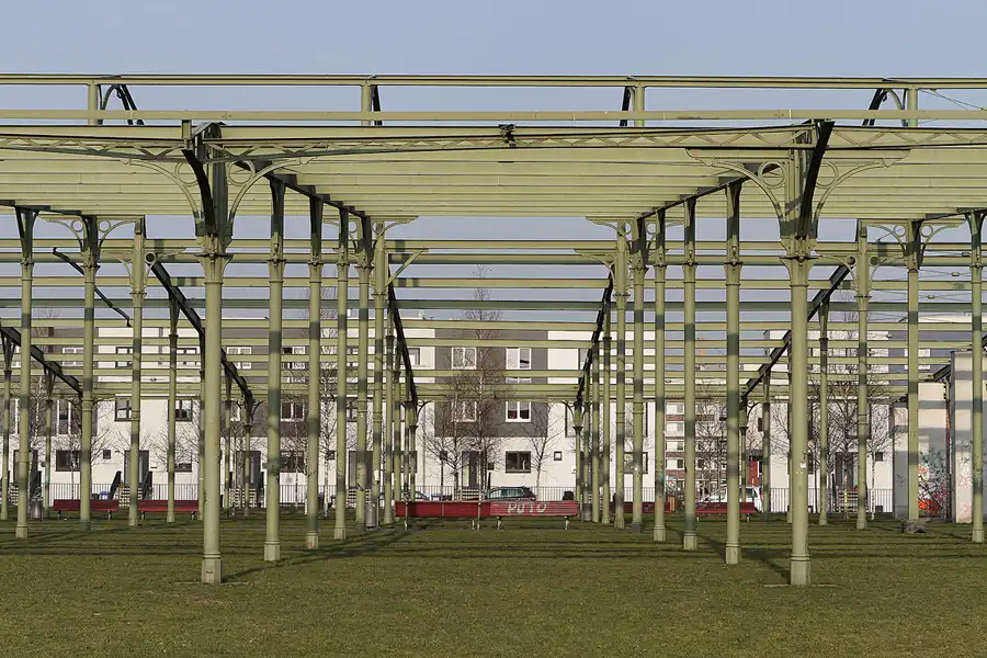 055 | 2011 | Berlin | Alter Schlachthof – Hammelauktionshalle | © carsten riede fotografie