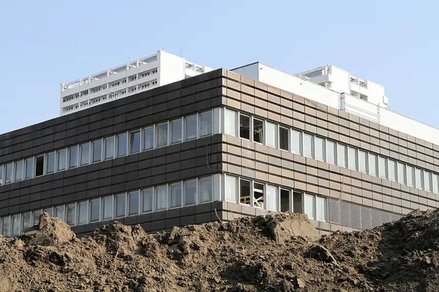 068 | 2011 | Berlin | Anton-Saefkow-Platz | © carsten riede fotografie