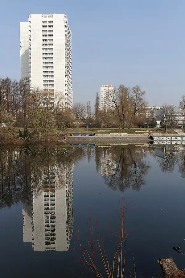 075 | 2011 | Berlin | Fennpfuhl | © carsten riede fotografie