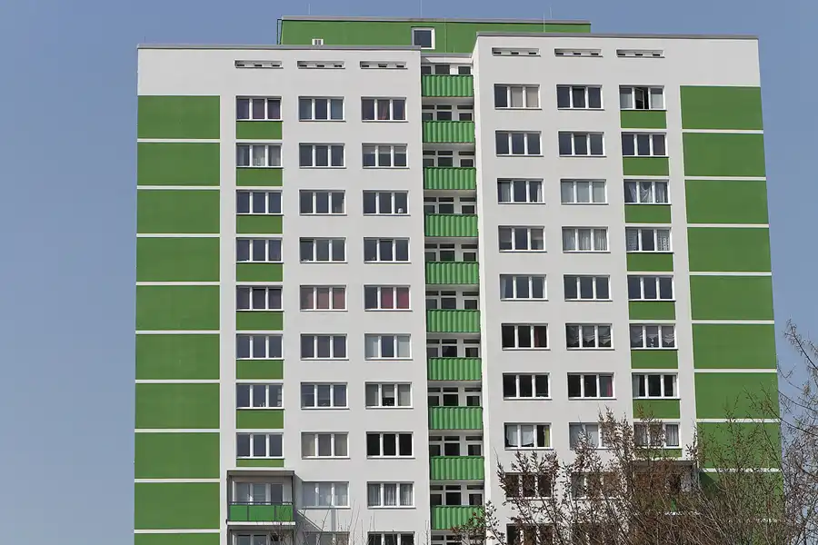 100 | 2011 | Berlin | Landsberger Allee | © carsten riede fotografie