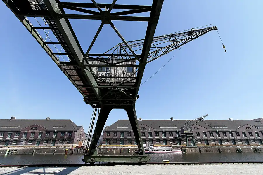 056 | 2011 | Berlin | Westhafen | © carsten riede fotografie