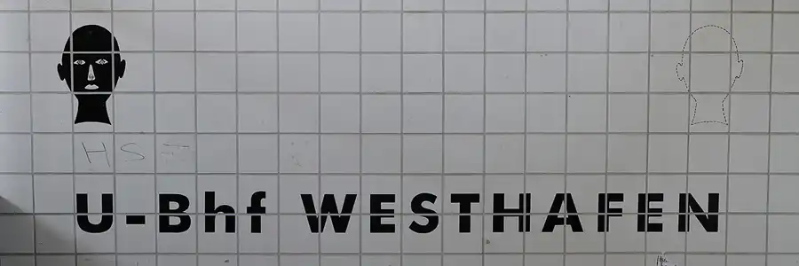 074 | 2011 | Berlin | Westhafen | © carsten riede fotografie