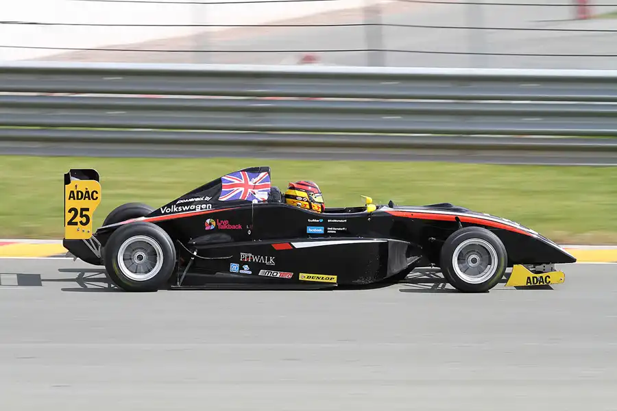 077 | 2011 | Sachsenring | ADAC Formel Masters | © carsten riede fotografie