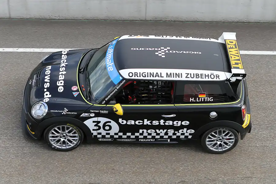 105 | 2011 | Sachsenring | Mini Challenge | © carsten riede fotografie