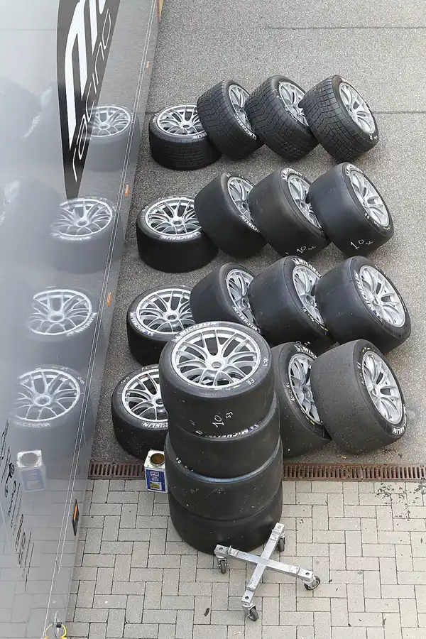 124 | 2011 | Sachsenring | © carsten riede fotografie