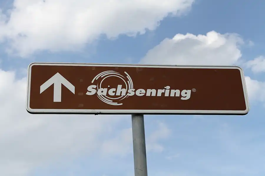 127 | 2011 | Sachsenring | © carsten riede fotografie