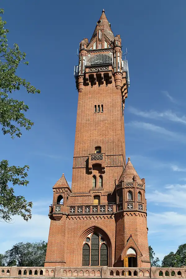 003 | 2011 | Berlin | Grunewaldturm | © carsten riede fotografie