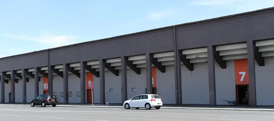 036 | 2011 | Berlin | Messedamm – Rückseite der Avus Tribünen | © carsten riede fotografie