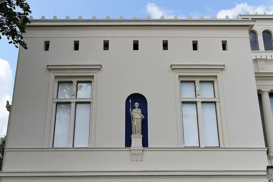 103 | 2011 | Potsdam | Schwanenallee | © carsten riede fotografie