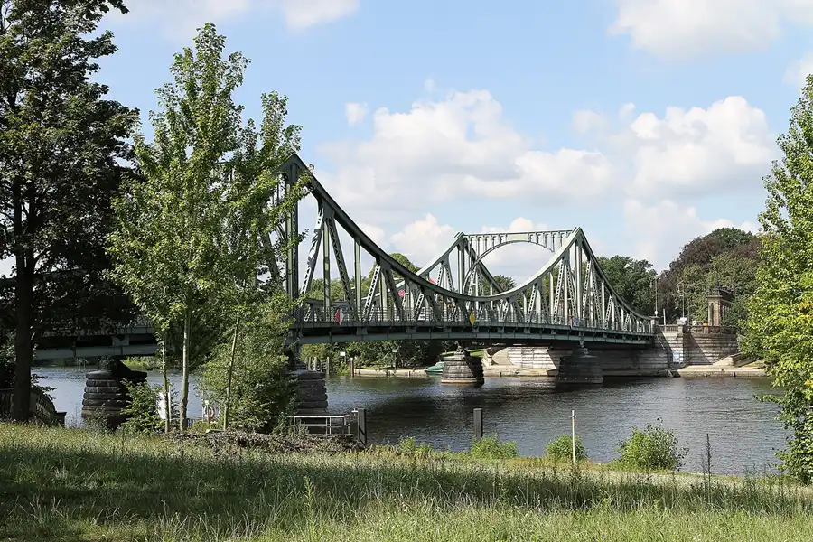 104 | 2011 | Berlin-Potsdam | Glienicker Brücke | © carsten riede fotografie
