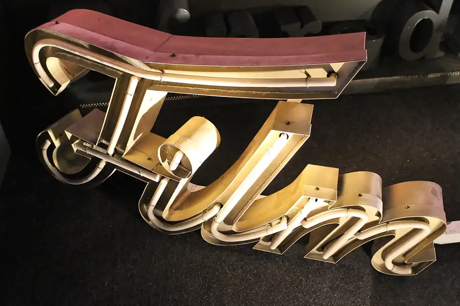 002 | 2011 | Berlin | Buchstabenmuseum | © carsten riede fotografie