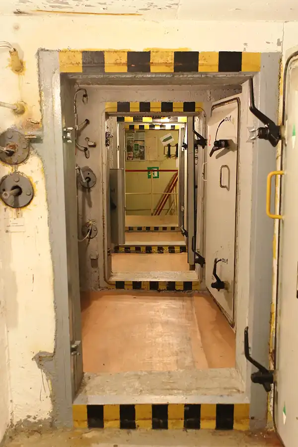 006 | 2011 | Kossa | Militär-Museum – Museumsbunker | © carsten riede fotografie