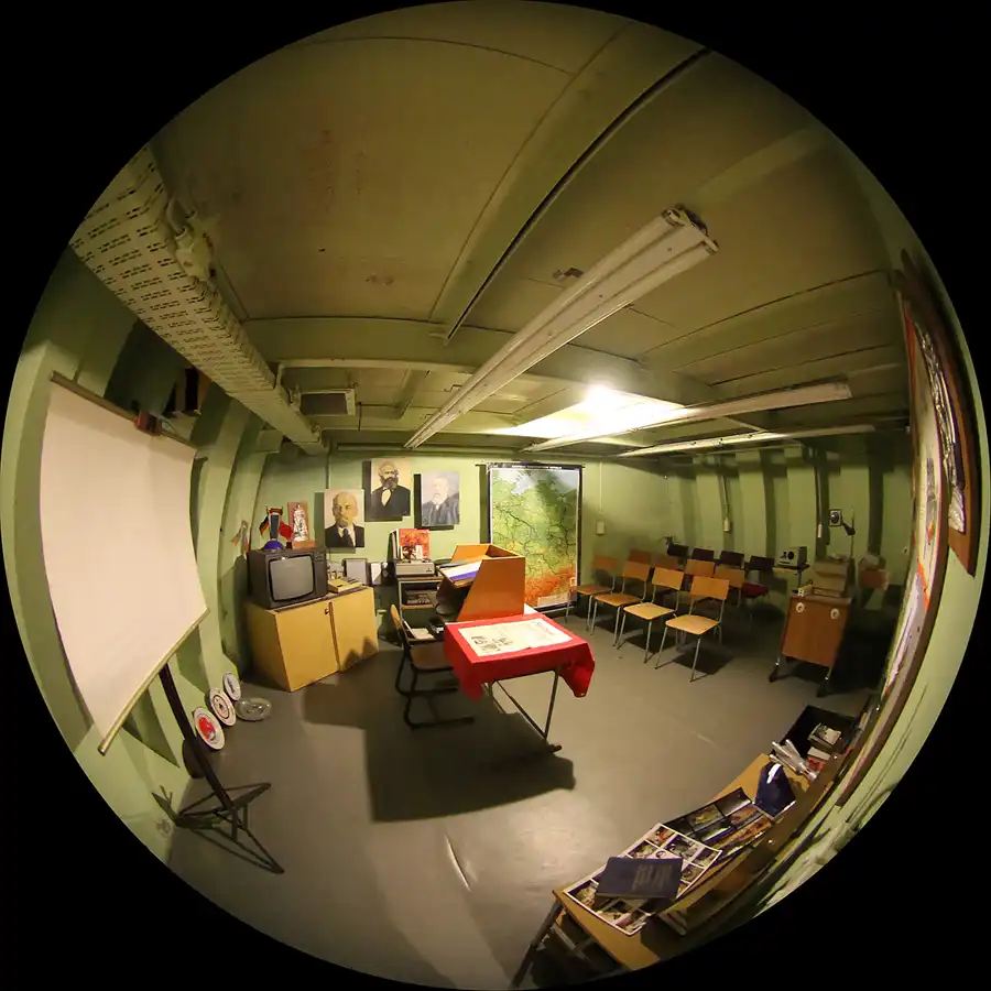 014 | 2011 | Kossa | Militär-Museum – Museumsbunker | © carsten riede fotografie