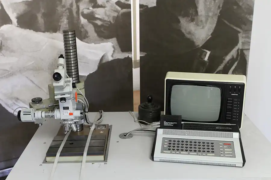 021 | 2011 | Radebeul | DDR-Museum | © carsten riede fotografie