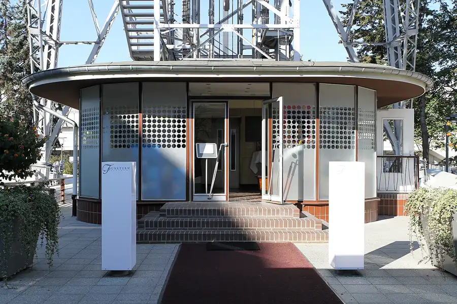 008 | 2011 | Berlin | Berliner Funkturm | © carsten riede fotografie