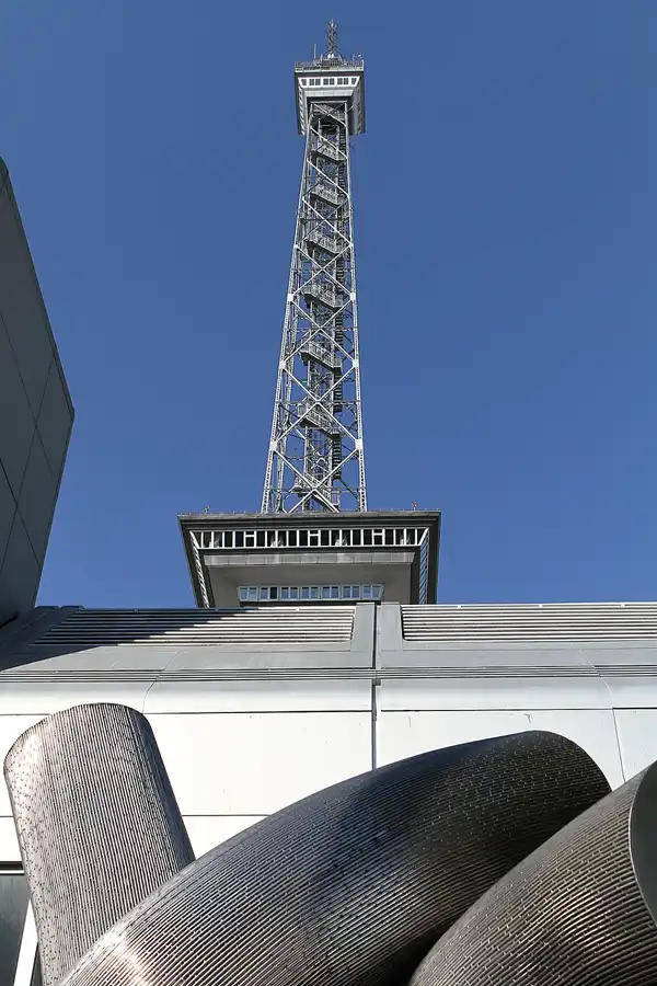 029 | 2011 | Berlin | Berliner Funkturm | © carsten riede fotografie