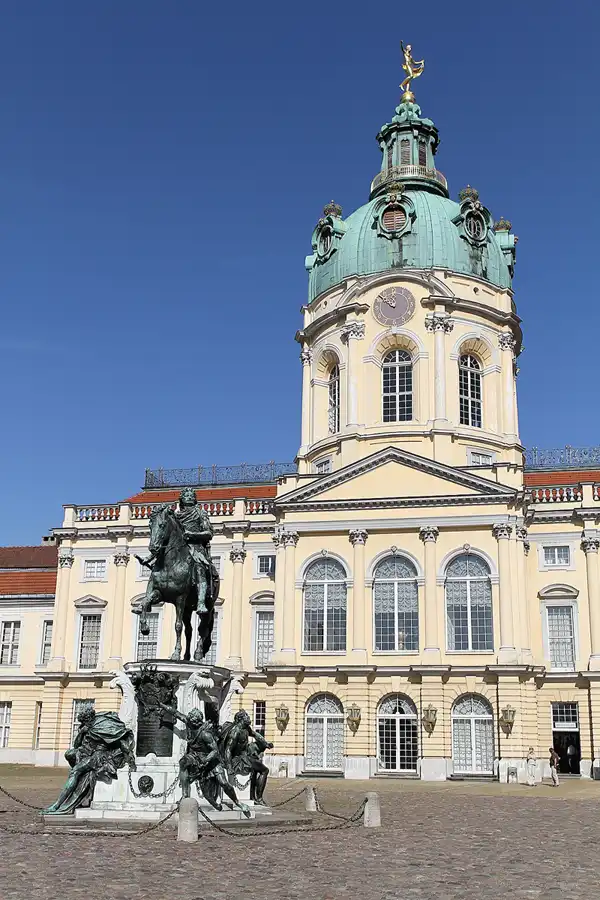 047 | 2011 | Berlin | Schloss Charlottenburg | © carsten riede fotografie