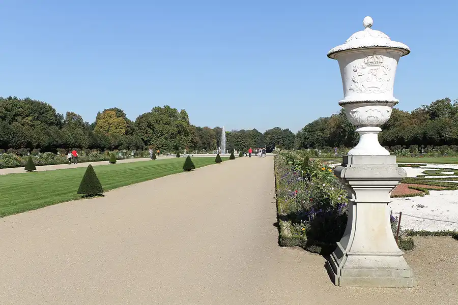 056 | 2011 | Berlin | Schloss Charlottenburg – Schlossgarten | © carsten riede fotografie