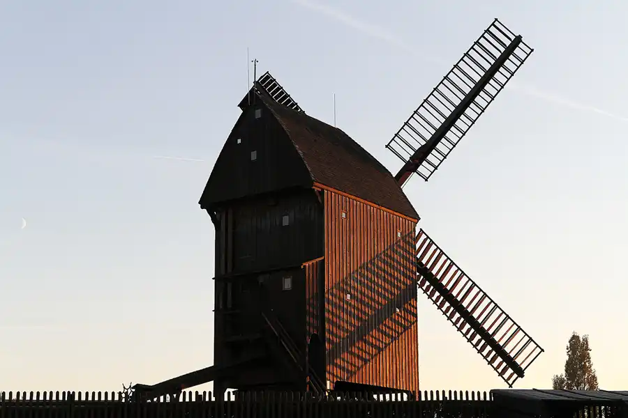 041 | 2011 | Berlin | Dorf Marzahn – Bockwindmühle | © carsten riede fotografie