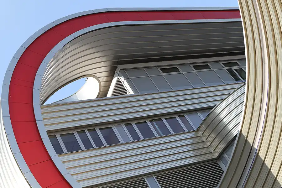 046 | 2011 | Berlin | Marzahner Promenade – Eastgate | © carsten riede fotografie