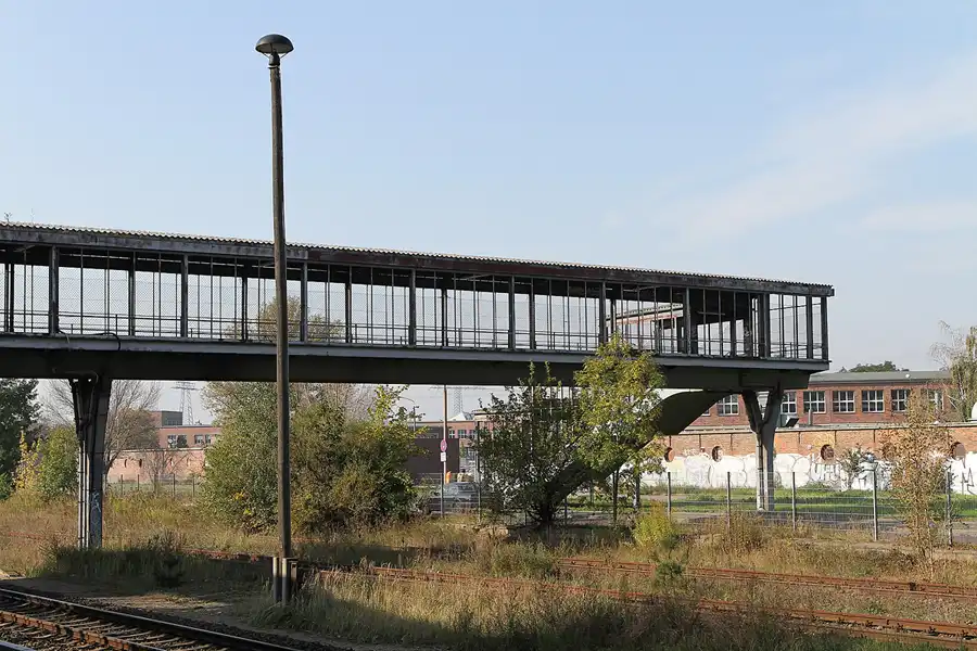 057 | 2011 | Berlin | S-Bahnhof Marzahn | © carsten riede fotografie