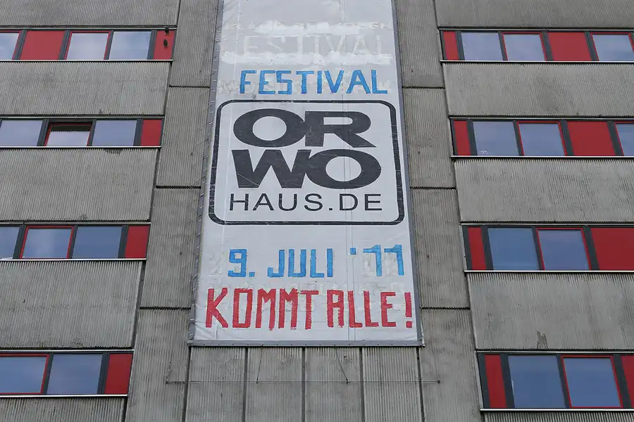 064 | 2011 | Berlin | Landsberger Allee | © carsten riede fotografie