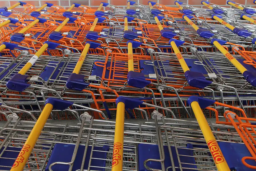 067 | 2011 | Berlin | Landsberger Allee – Netto | © carsten riede fotografie