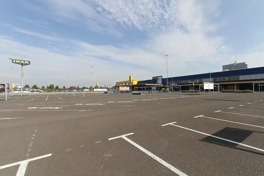 074 | 2011 | Berlin | Landsberger Allee – Ikea | © carsten riede fotografie