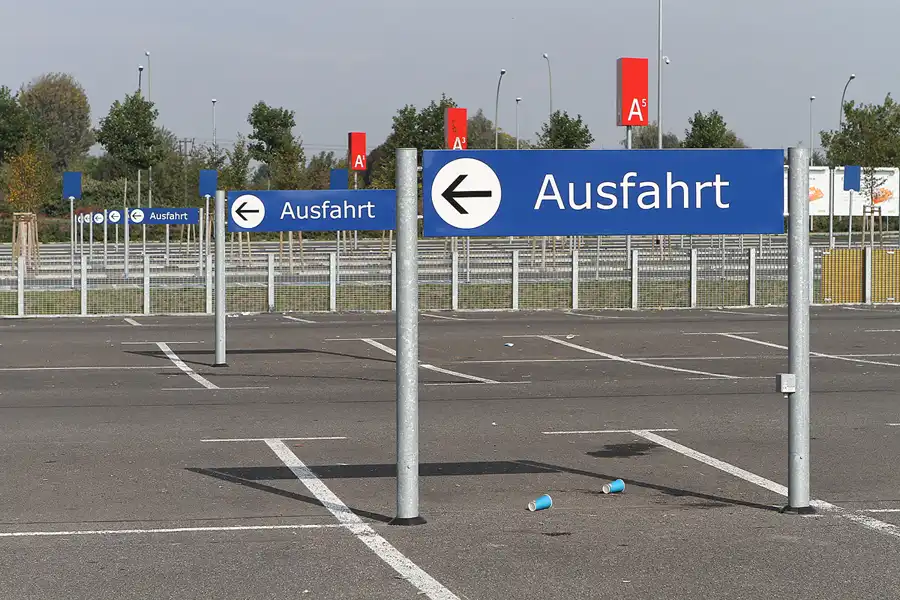 075 | 2011 | Berlin | Landsberger Allee – Ikea | © carsten riede fotografie