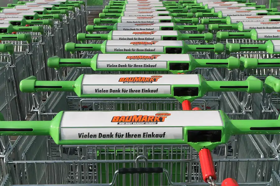 077 | 2011 | Berlin | Landsberger Allee – Globus Baumarkt | © carsten riede fotografie