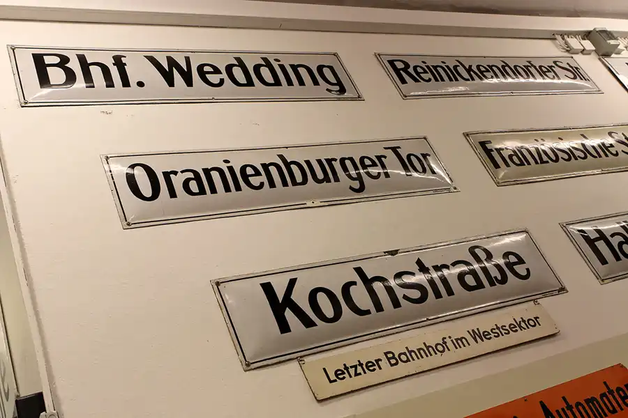 015 | 2011 | Berlin | U-Bahn Museum | © carsten riede fotografie