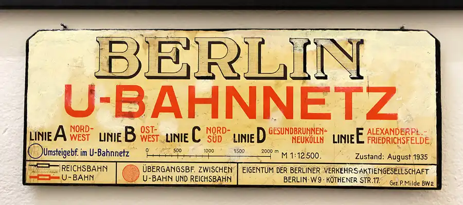 021 | 2011 | Berlin | U-Bahn Museum | © carsten riede fotografie