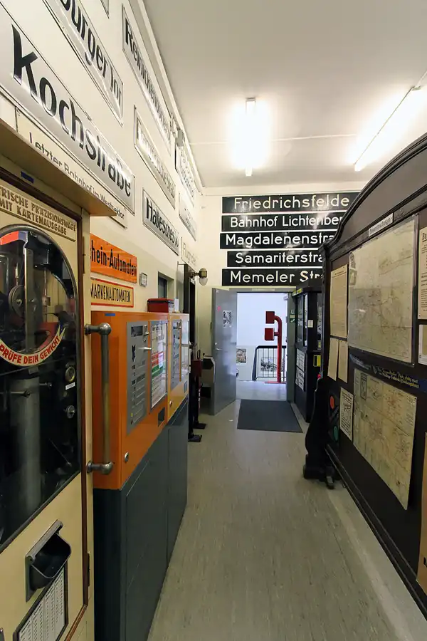 078 | 2011 | Berlin | U-Bahn Museum | © carsten riede fotografie