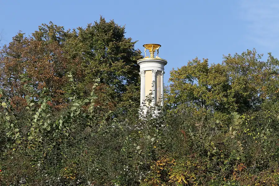 102 | 2011 | Berlin | Am Schloss Glienicke | © carsten riede fotografie