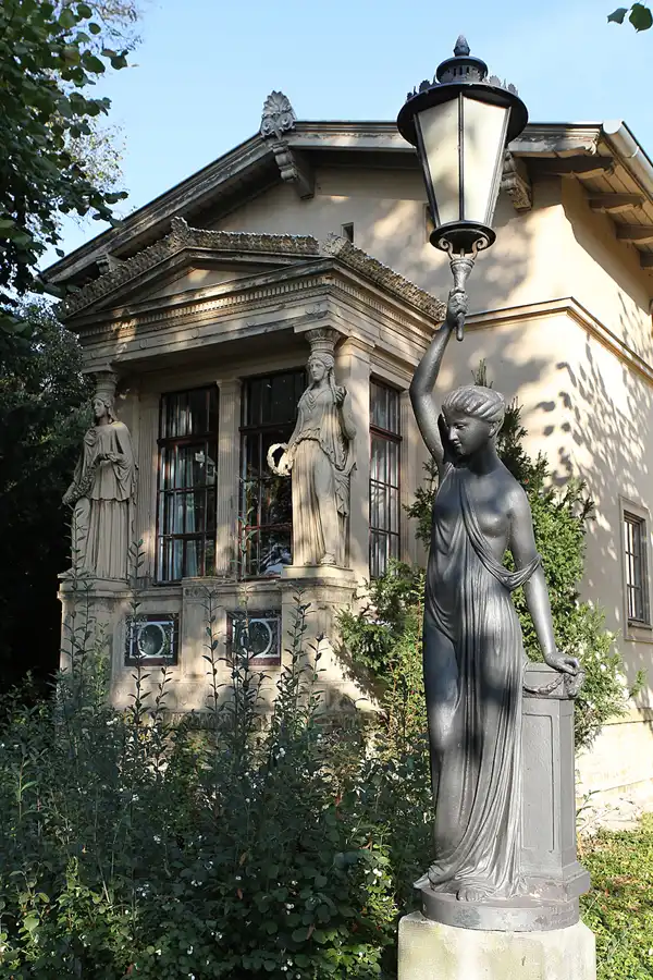 104 | 2011 | Berlin | Am Schloss Glienicke | © carsten riede fotografie