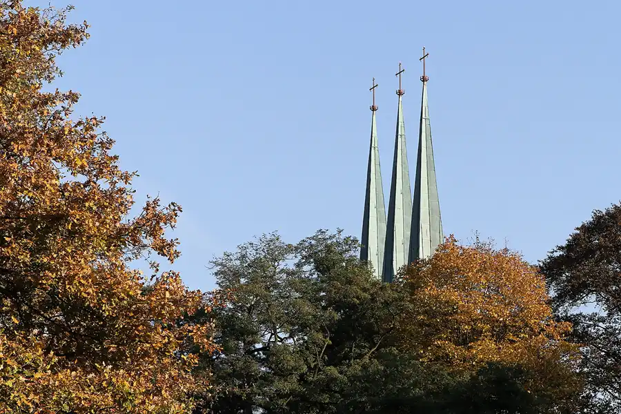 107 | 2011 | Berlin | Königstrasse – St. Michael Kirche | © carsten riede fotografie