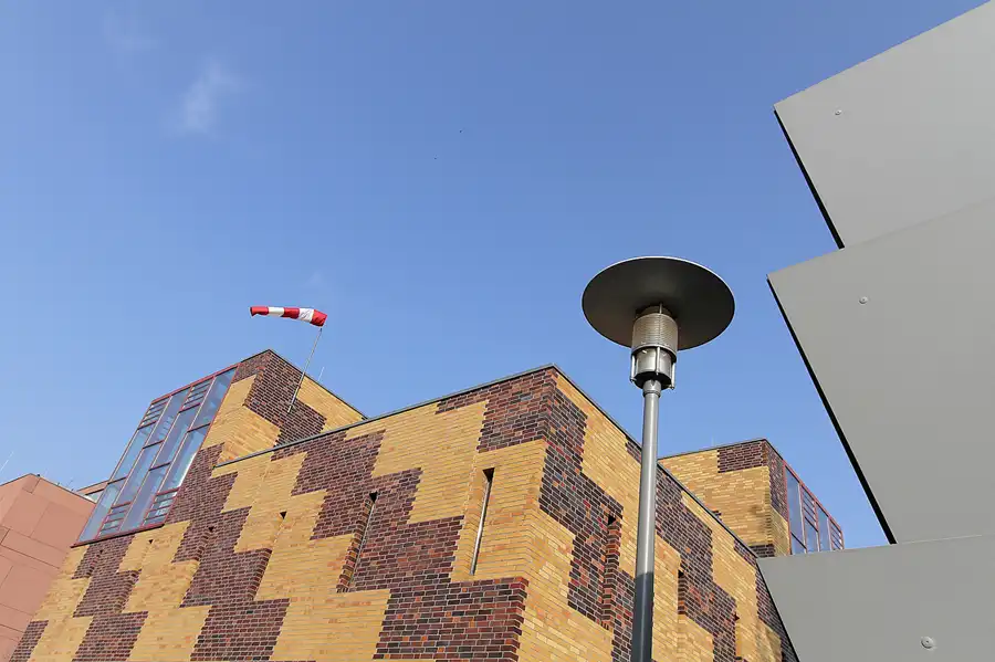 024 | 2011 | Berlin | Technologiepark WISTA | © carsten riede fotografie