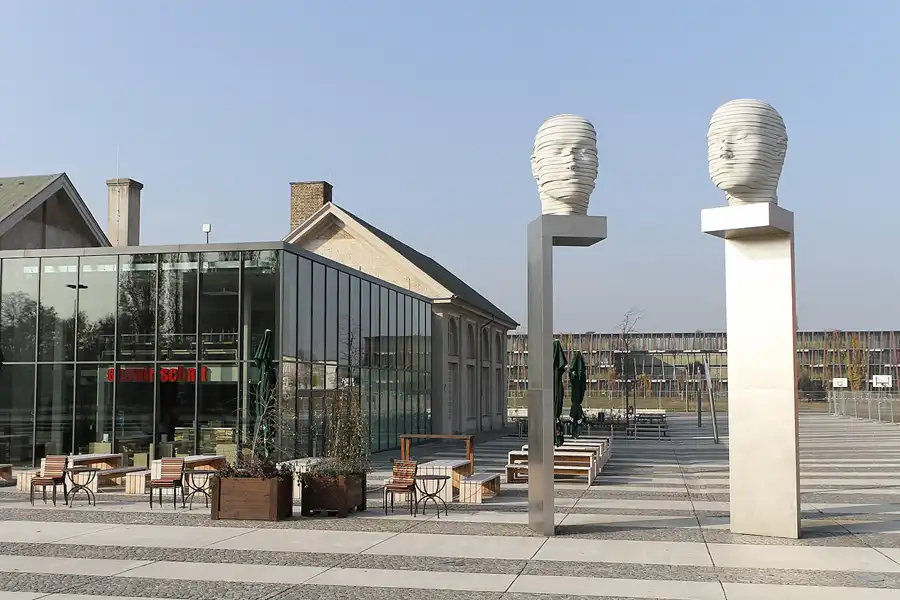 043 | 2011 | Berlin | Technologiepark WISTA | © carsten riede fotografie