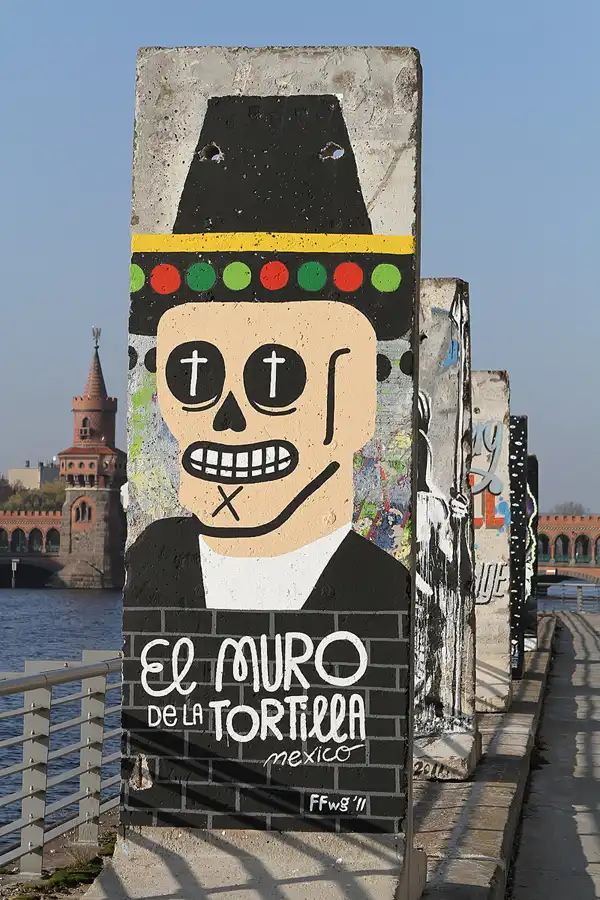 057 | 2011 | Berlin | Osthafen | © carsten riede fotografie