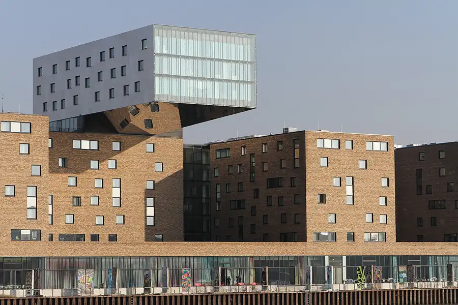 061 | 2011 | Berlin | Osthafen – nhow Hotel | © carsten riede fotografie