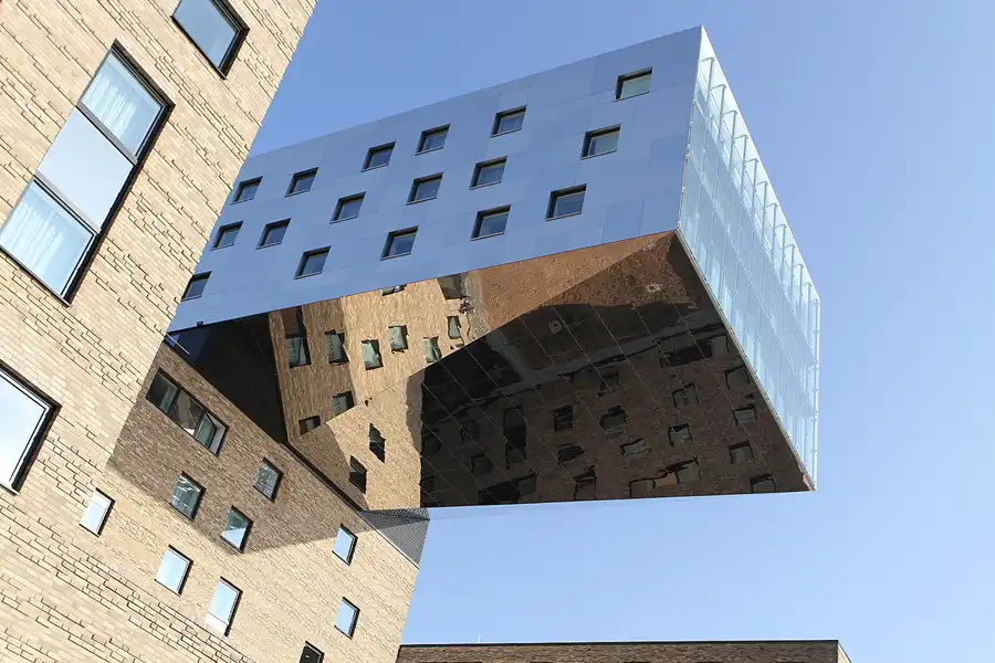 062 | 2011 | Berlin | Osthafen – nhow Hotel | © carsten riede fotografie