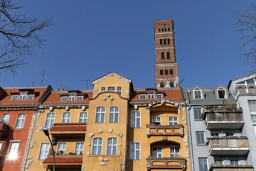 094 | 2011 | Berlin | Nöldnerstrasse – Schrotkugelturm | © carsten riede fotografie