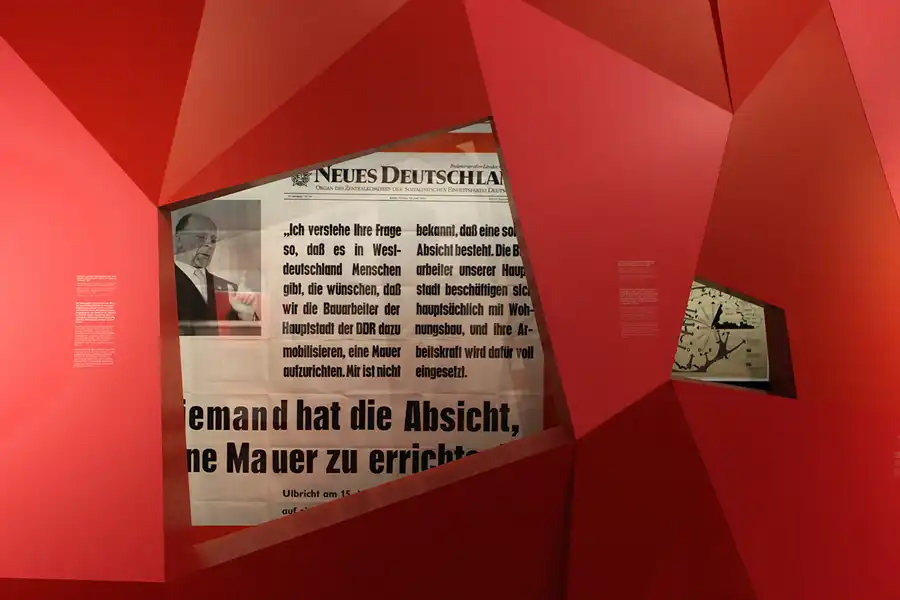 053 | 2011 | Berlin | Alliierten Museum | © carsten riede fotografie